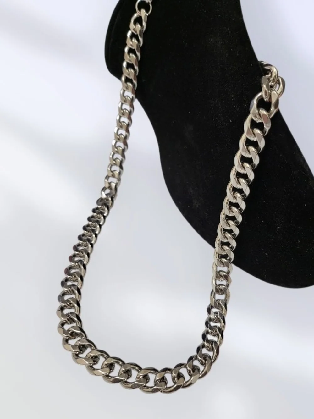 Unisex Cuban Link Necklace, 11 mm Polished Titanium Steel Chain, 23.6-inch/60cm